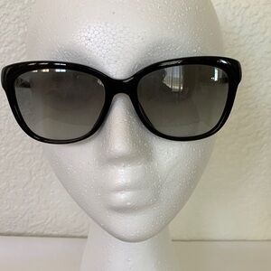 Gucci Black Frame Sunglasses